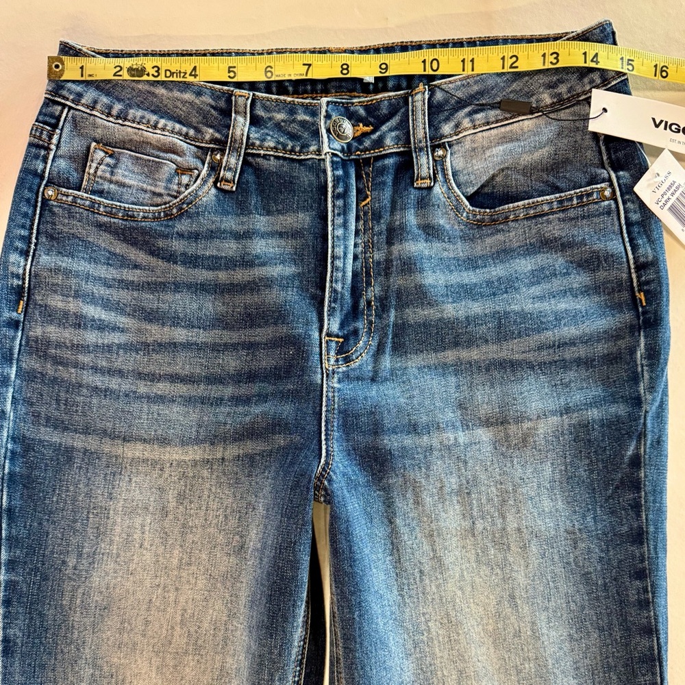 VIGOSS Stevie Crop Straight Raw Hem Jeans (28) - Picture 8 of 16